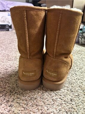 Size 10 UGG boots